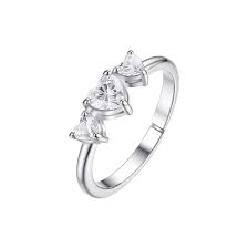 ANELLO TRE CUORI CON CRISTALLI BIANCHI