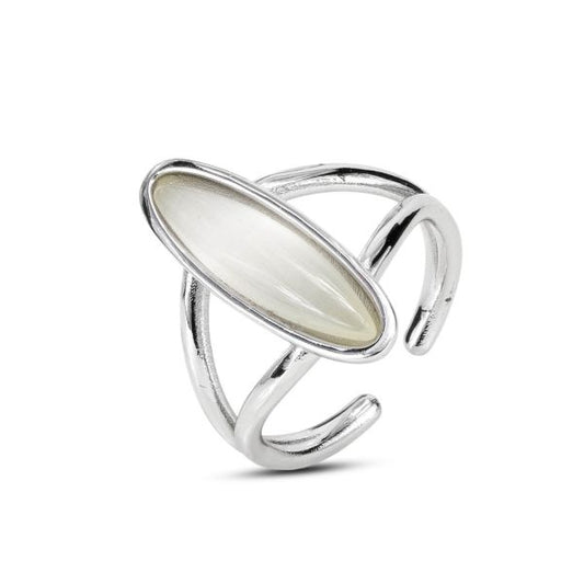Anello con pietra madreperla ovale