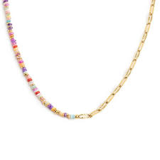 COLLANA CON PERLINE COLORATE E CATANA A MAGLLIA LARGA BASE GIALLA