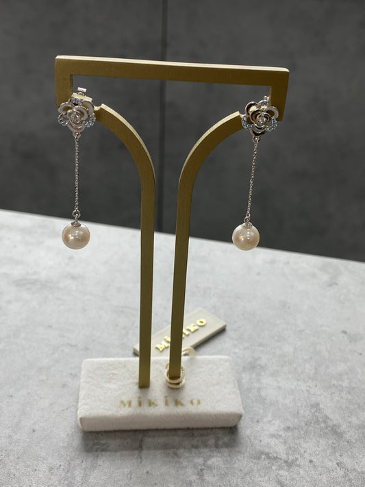 ORECCHINI PENDENTI ORO BIANCO E PERLE