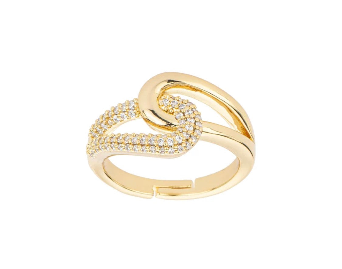 ANELLO CON OVALI CON PAVE’ DI ZIRCONI BASE DORATA
